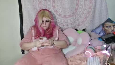 Veronica Lehane online show from February 2025 06:21:01 AM