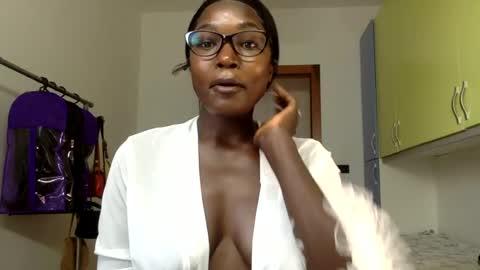 Snapshot of veeroziter chatting on July 2026 04:56:01 PM ebony ivanna online show from July 2026 04:56:01 PM