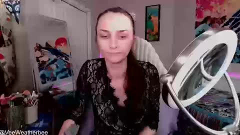 Snapshot of veeweatherbee chatting on March 2026 09:32:02 PM Violet Weatherbee online show from March 2026 09:32:02 PM