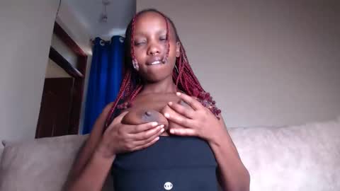 Snapshot of veey_dellah chatting on April 2026 08:56:01 AM veey online show from April 2026 08:56:01 AM