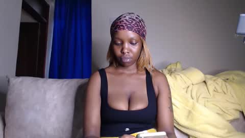 Snapshot of veey_dellah chatting on April 2026 08:40:01 AM veey online show from April 2026 08:40:01 AM