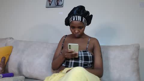 Snapshot of veey_dellah chatting on April 2026 05:00:02 AM veey online show from April 2026 05:00:02 AM