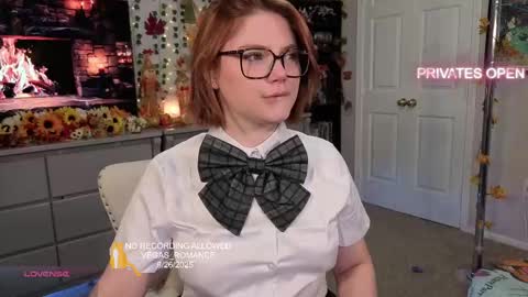 vegas_romance online show from September 2025 12:04:01 AM