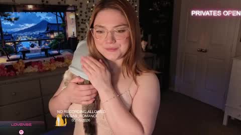 Snapshot of vegas_romance chatting on May 2026 11:12:03 PM vegas_romance online show from May 2026 11:12:03 PM
