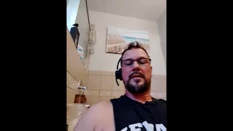 Snapshot of vegasdadbod chatting on February 2026 07:39:02 PM vegasdadbod online show from February 2026 07:39:02 PM