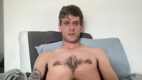 Snapshot of vegassangel chatting on April 2026 12:35:01 AM Joeyyy online show from April 2026 12:35:01 AM