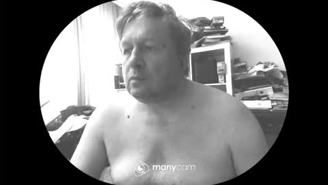 Snapshot of vejun2025 chatting on May 2026 11:17:01 AM vejun2025 online show from May 2026 11:17:01 AM
