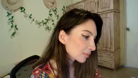 Snapshot of veka_lourens chatting on March 2026 06:35:02 PM veka_lourens online show from March 2026 06:35:02 PM