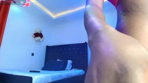 Snapshot of vel_zola chatting on July 2026 03:45:02 AM zola online show from July 2026 03:45:02 AM