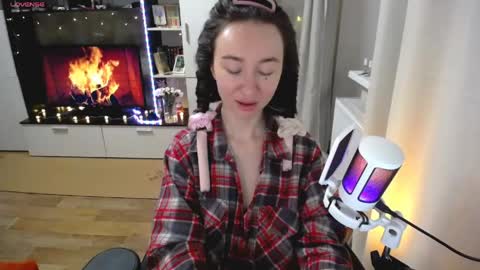 Snapshot of veleska_ chatting on May 2026 09:00:01 PM Veleska online show from May 2026 09:00:01 PM