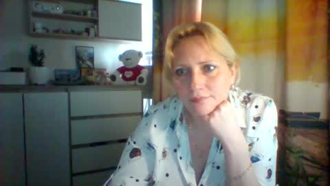 Snapshot of velka_raspberry chatting on May 2026 08:09:02 AM velka_raspberry online show from May 2026 08:09:02 AM