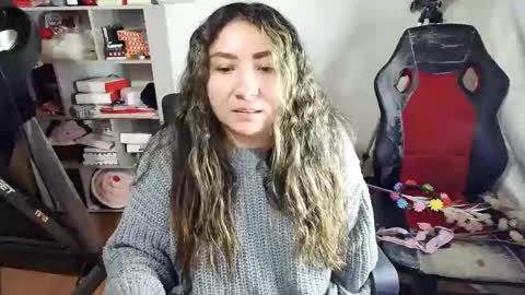 Im VelaI will be Christmas and New Year with my family December 22 to January 13 I will miss you guys. online show from March 2026 02:50:02 AM