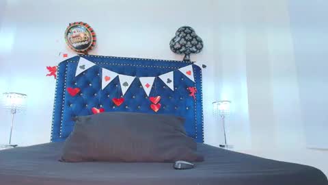 velora_nigth online show from February 2026 11:30:01 AM