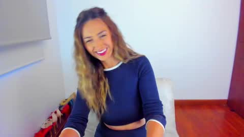Snapshot of velourmuse chatting on June 2026 11:09:02 PM Sara online show from June 2026 11:09:02 PM