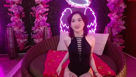 Velvet c4k3 online show from November 2025 03:56:01 PM