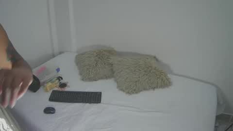 Snapshot of velvet_cartter chatting on April 2026 11:40:01 PM velvet_cartter online show from April 2026 11:40:01 PM