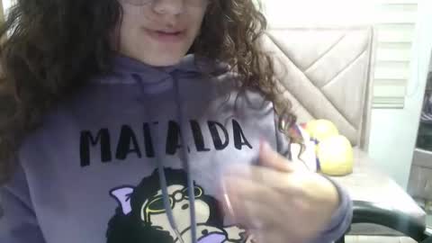 velvet_moon_v online show from January 2026 01:13:02 PM