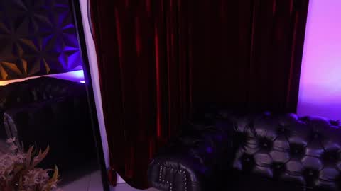 Snapshot of velvet_raze chatting on April 2026 02:27:02 AM Velvet online show from April 2026 02:27:02 AM