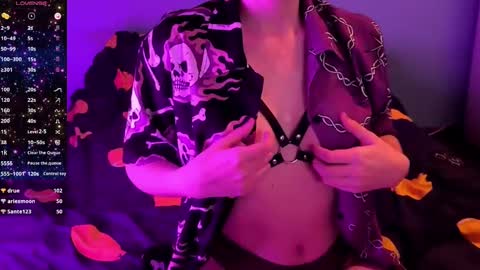 Snapshot of velvet_siren chatting on January 2025 11:13:01 PM Violet online show from January 2025 11:13:01 PM