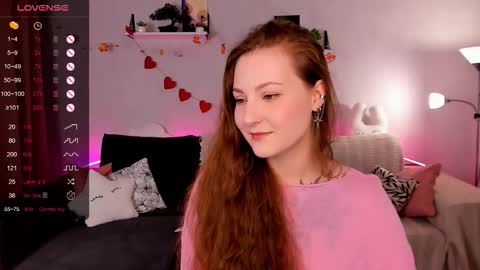 Snapshot of velvetcherry_ chatting on November 2025 09:09:02 AM Mia online show from November 2025 09:09:02 AM