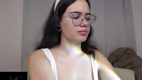  Crystal         PVT OPEN online show from March 2025 03:35:01 AM