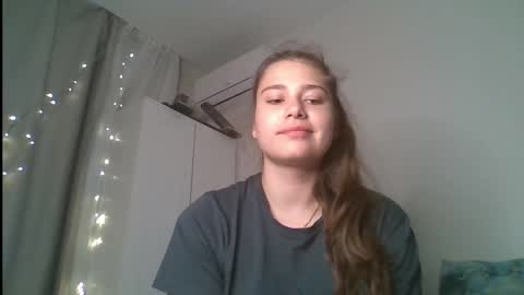 velveted_ivy online show from November 2025 12:08:02 PM