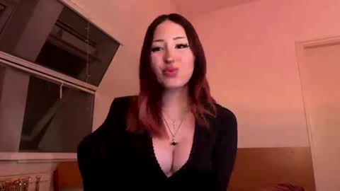 Sophie online show from June 2026 09:16:02 PM