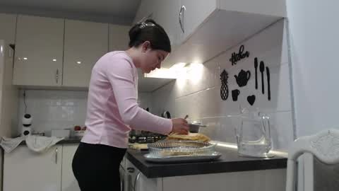 velvetmoon123 online show from June 2026 03:47:01 PM