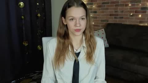 Snapshot of velvetrisque chatting on January 2026 06:27:01 AM Kelly online show from January 2026 06:27:01 AM