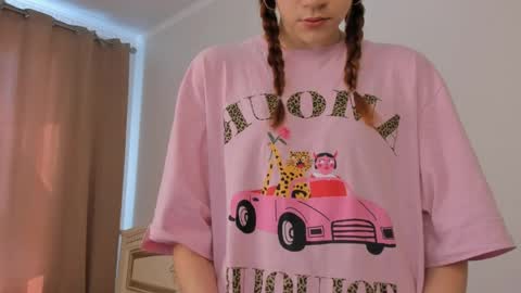 Snapshot of velvetrisque chatting on March 2026 07:20:02 AM Kelly online show from March 2026 07:20:02 AM