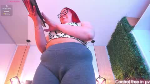 Snapshot of velvetscarlett chatting on April 2026 01:03:02 PM velvetscarlett online show from April 2026 01:03:02 PM
