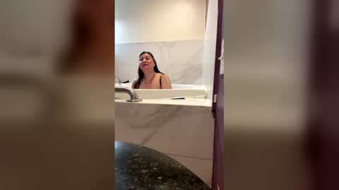 Snapshot of velvetsinner38 chatting on February 2026 05:08:01 AM velvetsinner38 online show from February 2026 05:08:01 AM