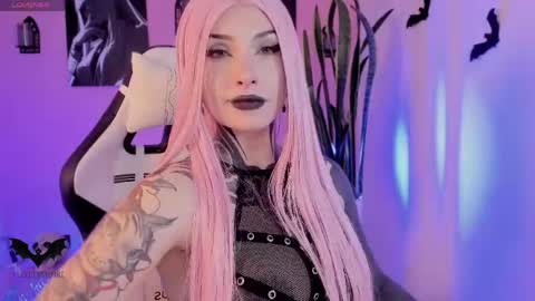 Snapshot of velvetvampire chatting on May 2026 04:53:01 AM Jess online show from May 2026 04:53:01 AM