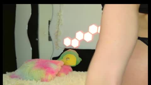 Snapshot of velvetvibes_ chatting on March 2026 01:33:02 AM velvetvibes_ online show from March 2026 01:33:02 AM