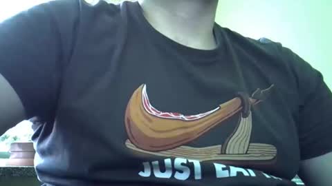 Snapshot of vendi1 chatting on April 2026 11:19:01 AM vendi1 online show from April 2026 11:19:01 AM