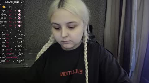 eva 3 online show from September 2025 01:26:02 PM