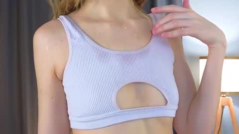 Venelopa online show from February 2025 01:22:02 PM