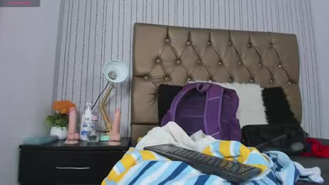 veneno hot online show from February 2025 12:57:02 PM