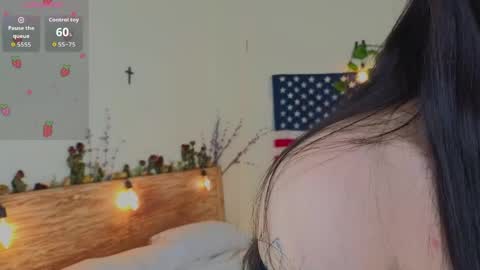 Snapshot of venomeowww_ chatting on April 2026 03:36:02 AM Vivian online show from April 2026 03:36:02 AM