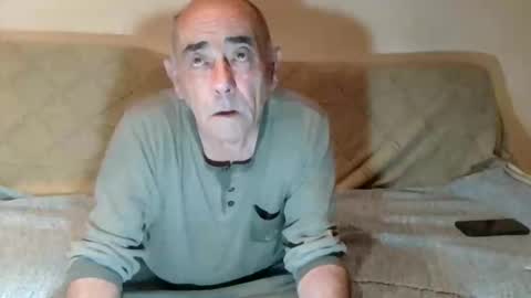 Snapshot of ventura50 chatting on April 2026 05:15:01 AM ventura50 online show from April 2026 05:15:01 AM