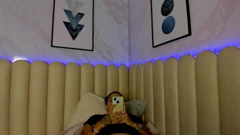 Snapshot of venus__miller chatting on September 2025 12:17:01 PM venus__miller online show from September 2025 12:17:01 PM