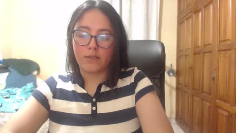 Snapshot of venus_cat_ chatting on March 2026 03:33:02 AM Venus online show from March 2026 03:33:02 AM