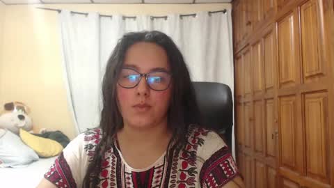 Snapshot of venus_cat_ chatting on April 2026 03:37:01 AM Venus online show from April 2026 03:37:01 AM