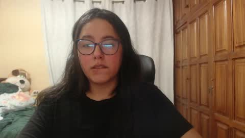 Snapshot of venus_cat_ chatting on April 2026 01:28:02 AM Venus online show from April 2026 01:28:02 AM