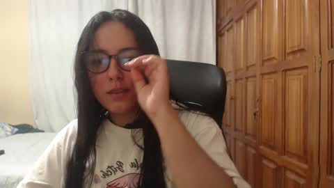 Snapshot of venus_cat_ chatting on April 2026 03:09:02 AM Venus online show from April 2026 03:09:02 AM