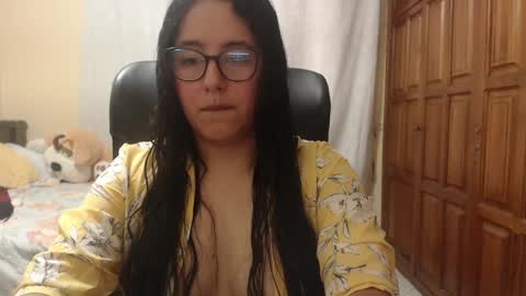 Snapshot of venus_cat_ chatting on May 2026 09:09:02 PM Venus online show from May 2026 09:09:02 PM