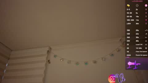 Snapshot of venus_leroy chatting on June 2026 10:46:01 PM Venus online show from June 2026 10:46:01 PM