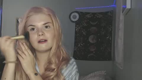 Miss Venus online show from November 2025 02:50:02 PM