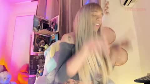 Snapshot of venuslusty chatting on February 2025 12:54:02 PM Venus online show from February 2025 12:54:02 PM