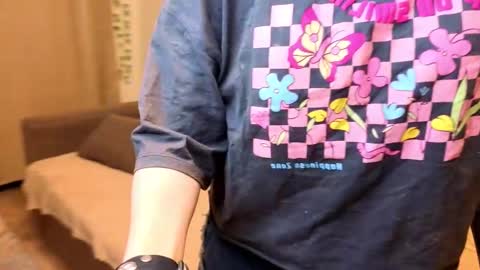 Erica online show from September 2025 07:36:01 PM